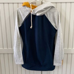 New Women’s Tunic Hoodie size Small